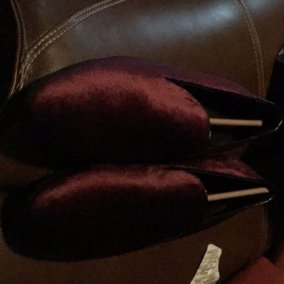 New Vittorio Russo Pierre Slip On Velvet Merlot Loafer. Men Size 13 - Picture 3 of 5
